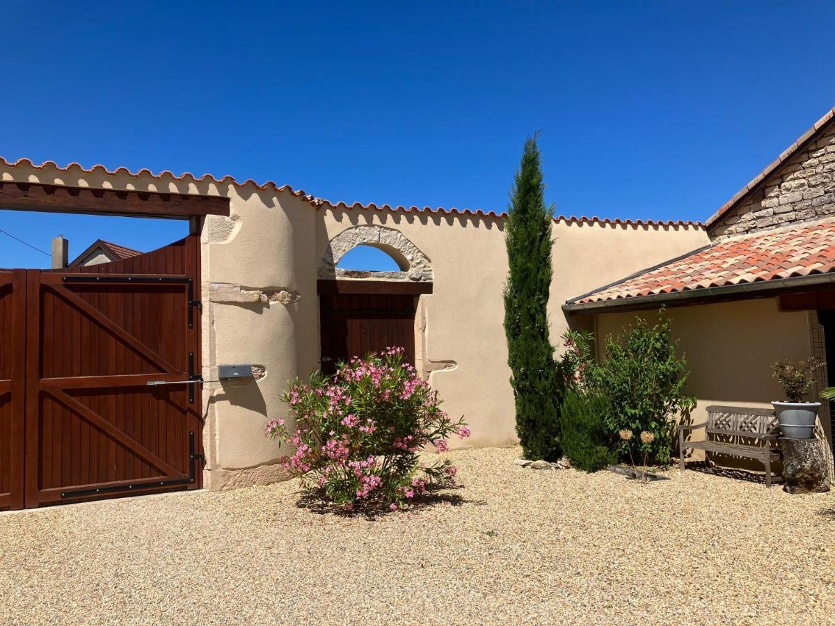 Le Clos De Quintaine Gites De Charme Clesse  Bagian luar foto