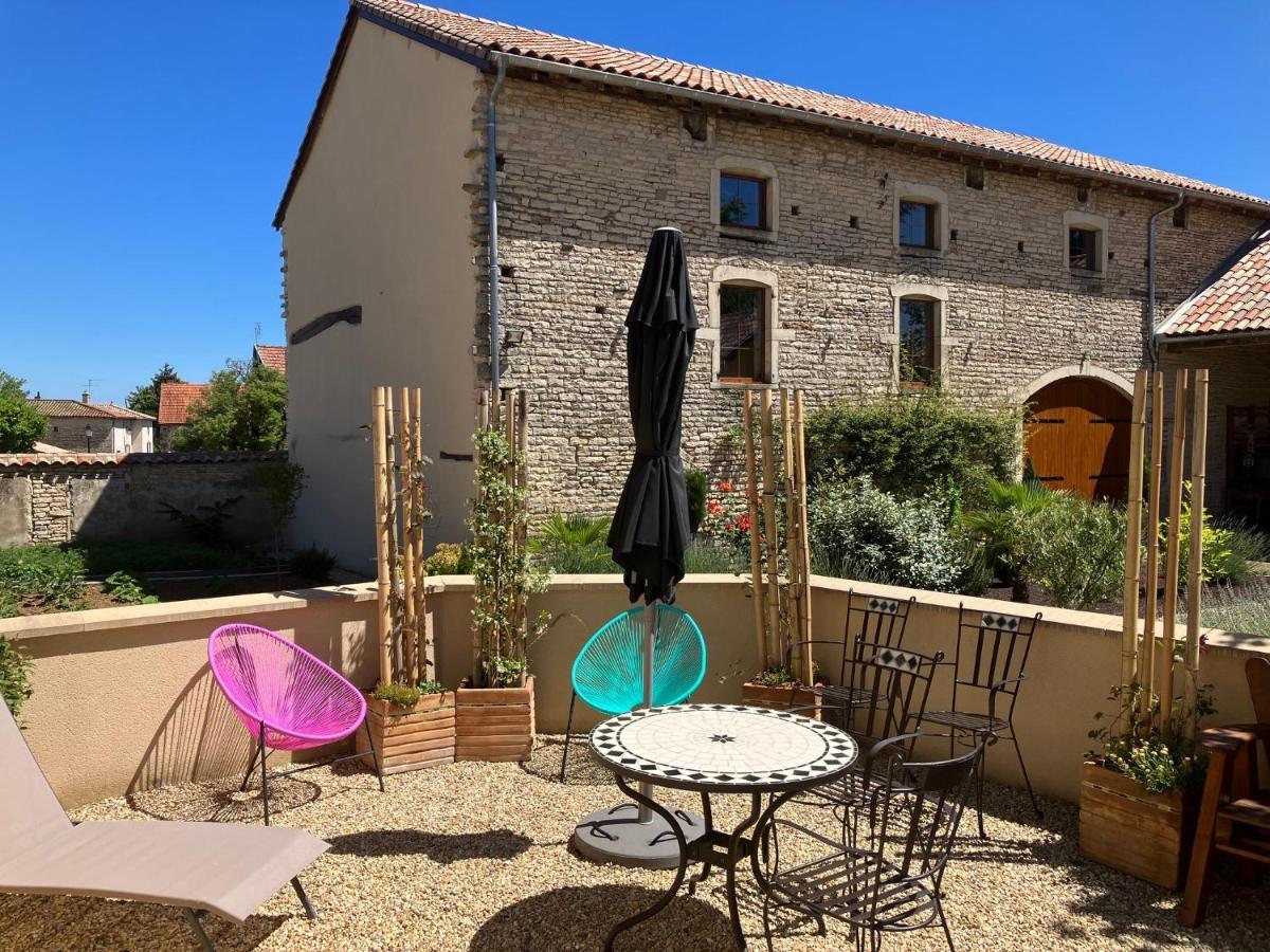 Le Clos De Quintaine Gites De Charme Clesse  Bagian luar foto